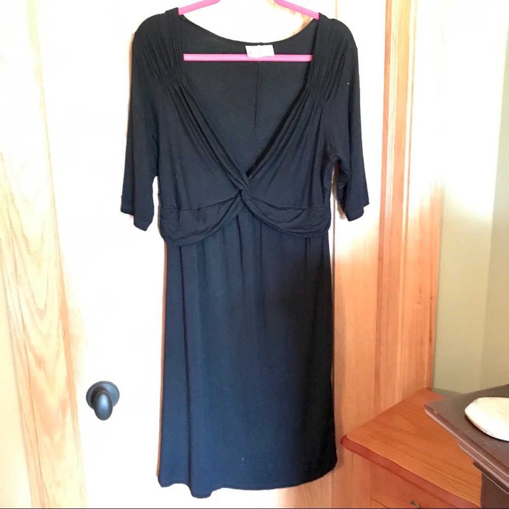 Black maternity dress. Only worn once or twice.